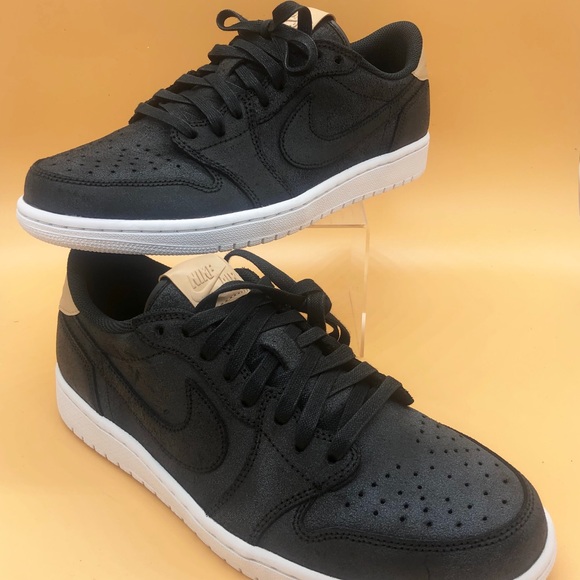 jordan 1 low black vachetta